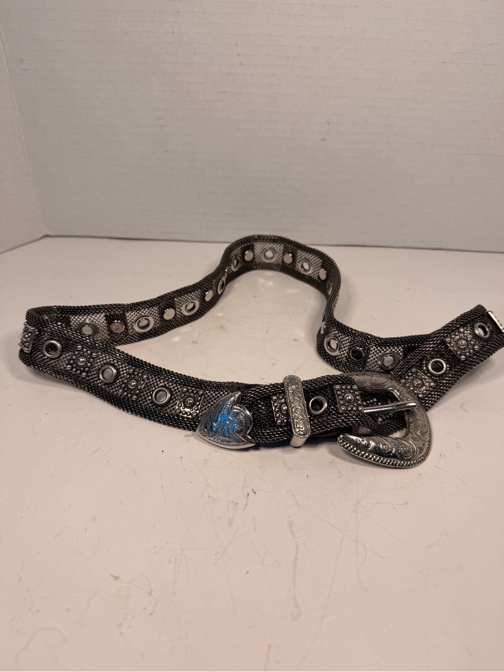 Sand Castle USA Heavy Metal Grommets Mesh
Chain Belt 40 inches